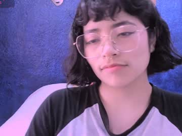 Ninayellow Chaturbate stream image from December 28, 2024