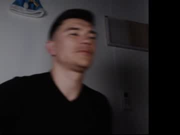 Oneh1twonder Chaturbate stream image from December 28, 2024
