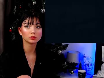 Averywillow Chaturbate stream image from December 28, 2024