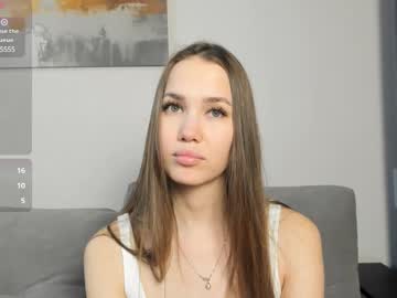 Dreamsqueen Chaturbate stream image from December 28, 2024