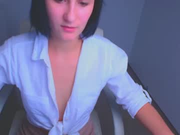 Pokahontas_Kiss Chaturbate stream image from December 28, 2024