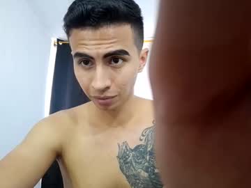 Velk_Hot1 Chaturbate stream image from December 28, 2024