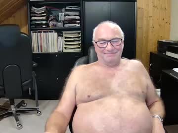 Asusandy Chaturbate stream image from December 28, 2024