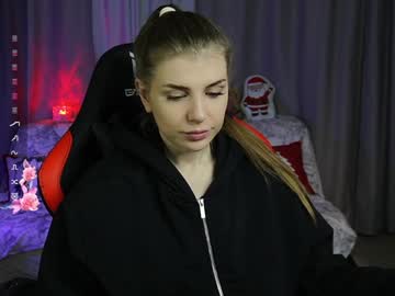 _Cutelovegirl_ Chaturbate stream image from December 28, 2024