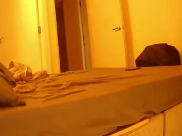 Dobbierob999 Chaturbate stream image from December 28, 2024