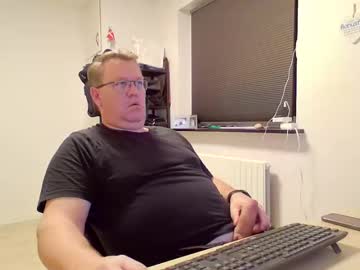 Henrikrp1971 Chaturbate stream image from December 28, 2024