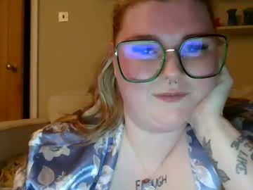 Bitch_Kittiexo Chaturbate stream image from December 28, 2024