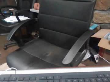 Houstonbored Chaturbate stream image from December 28, 2024