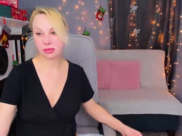 Marrydream_ Chaturbate stream image from December 28, 2024