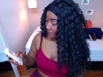 Kiara_Evanss Chaturbate stream image from December 28, 2024