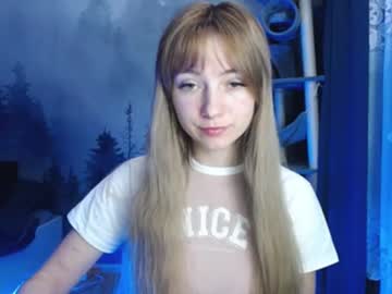 Luciacam20 Chaturbate stream image from December 28, 2024