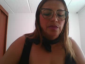 Rossanalionheart Chaturbate stream image from December 28, 2024
