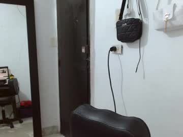 Tokio1825 Chaturbate stream image from December 28, 2024