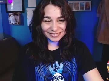 Carriestuart Chaturbate stream image from December 28, 2024