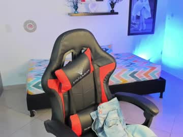 Demina_Connor Chaturbate stream image from December 28, 2024