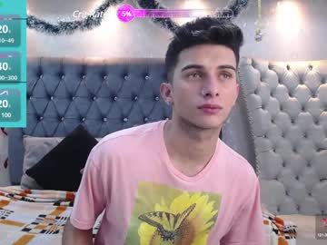 Mr_Williseo Chaturbate stream image from December 28, 2024