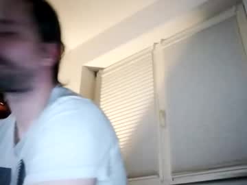 Hmuench85 Chaturbate stream image from December 28, 2024