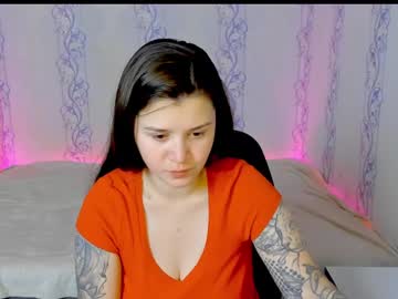 Pink_Rossy Chaturbate stream image from December 28, 2024