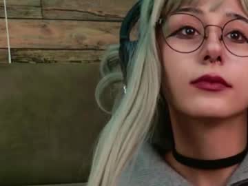 Karinahayes Chaturbate stream image from December 28, 2024