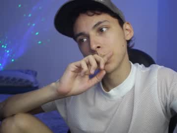 Archi_Love Chaturbate stream image from December 28, 2024