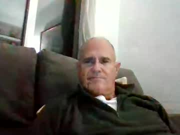Mikereef Chaturbate stream image from December 28, 2024