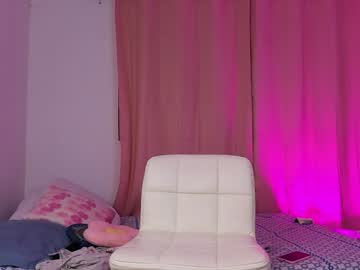 Bamby_Petite Chaturbate stream image from December 29, 2024