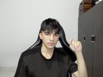 Pakun_ Chaturbate stream image from December 29, 2024