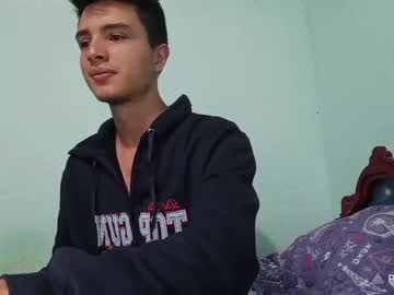 Aleo_011 Chaturbate stream image from December 29, 2024