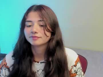 Amywhitexxd Chaturbate stream image from December 29, 2024
