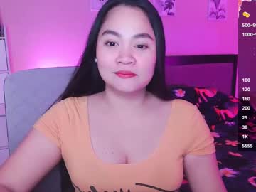 Elleelle123 Chaturbate stream image from December 29, 2024