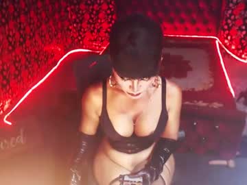_Hailyourqueenx Chaturbate stream image from December 29, 2024