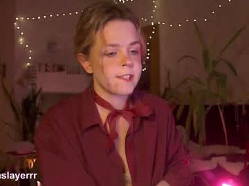 Alienslayerrr Chaturbate stream image from December 29, 2024