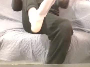 Frowx Chaturbate stream image from December 29, 2024