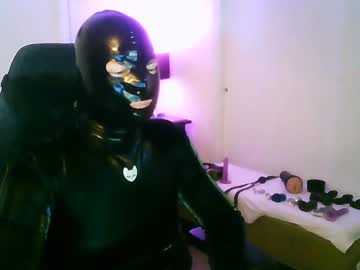Latexminheadroom Chaturbate stream image from December 29, 2024