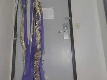Nicolerubyvip95 Chaturbate stream image from December 29, 2024