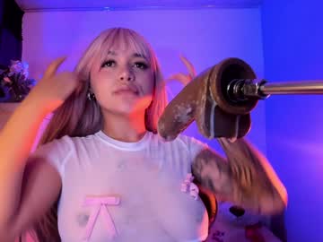 Scarlet_Gold Chaturbate stream image from December 29, 2024