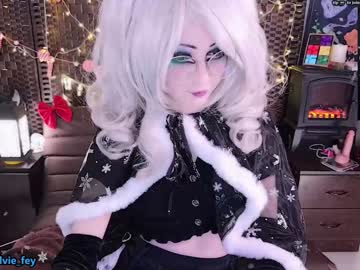 Sylvie_Fey Chaturbate stream image from December 29, 2024