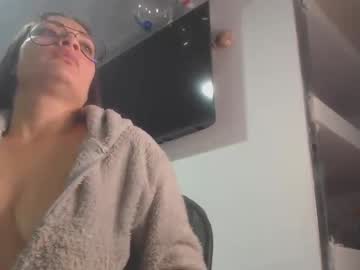 Killey_Saints Chaturbate stream image from December 29, 2024