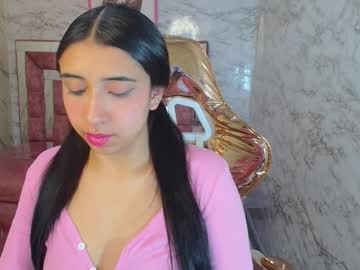 Lyraa_V Chaturbate stream image from December 29, 2024