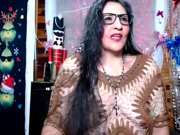 Merlyna_Goldens Chaturbate stream image from December 29, 2024
