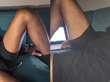 Uniballboy Chaturbate stream image from December 29, 2024
