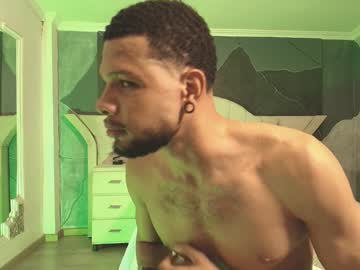 Leonardgrant_ Chaturbate stream image from December 29, 2024