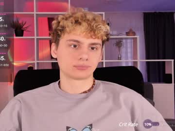 Sunburn_Boy Chaturbate stream image from December 29, 2024