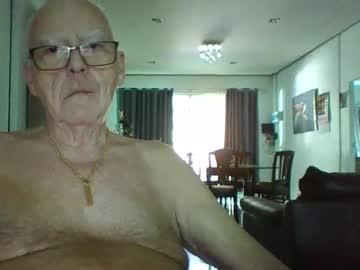 Eiker Chaturbate stream image from December 29, 2024