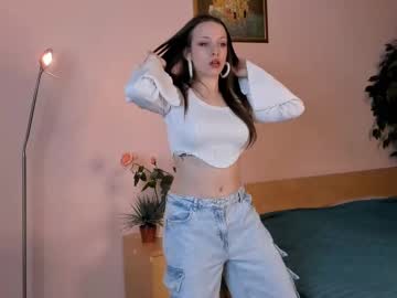 Edwinahendry Chaturbate stream image from December 29, 2024