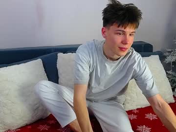 Tony_Lipp Chaturbate stream image from December 29, 2024