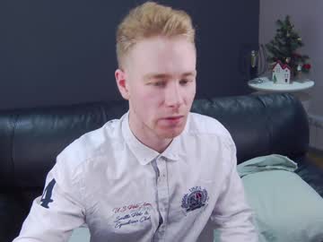 Whitebars Chaturbate stream image from December 29, 2024
