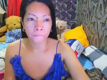 Asianladyboybigc69 Chaturbate stream image from December 29, 2024