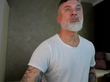 Blowmyxxl Chaturbate stream image from December 29, 2024