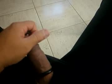 Iscrewinutibolt Chaturbate stream image from December 29, 2024
